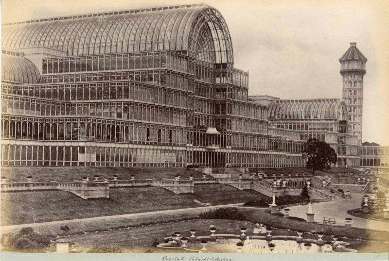 Der Crystal Palace der ersten Weltausstellung, um 1900 in Sydenham